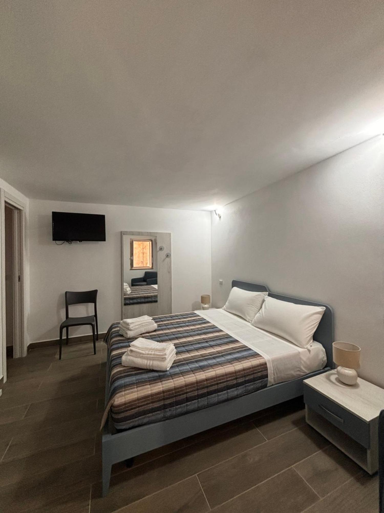 Cortile Riolo Apartment Palermo Bagian luar foto