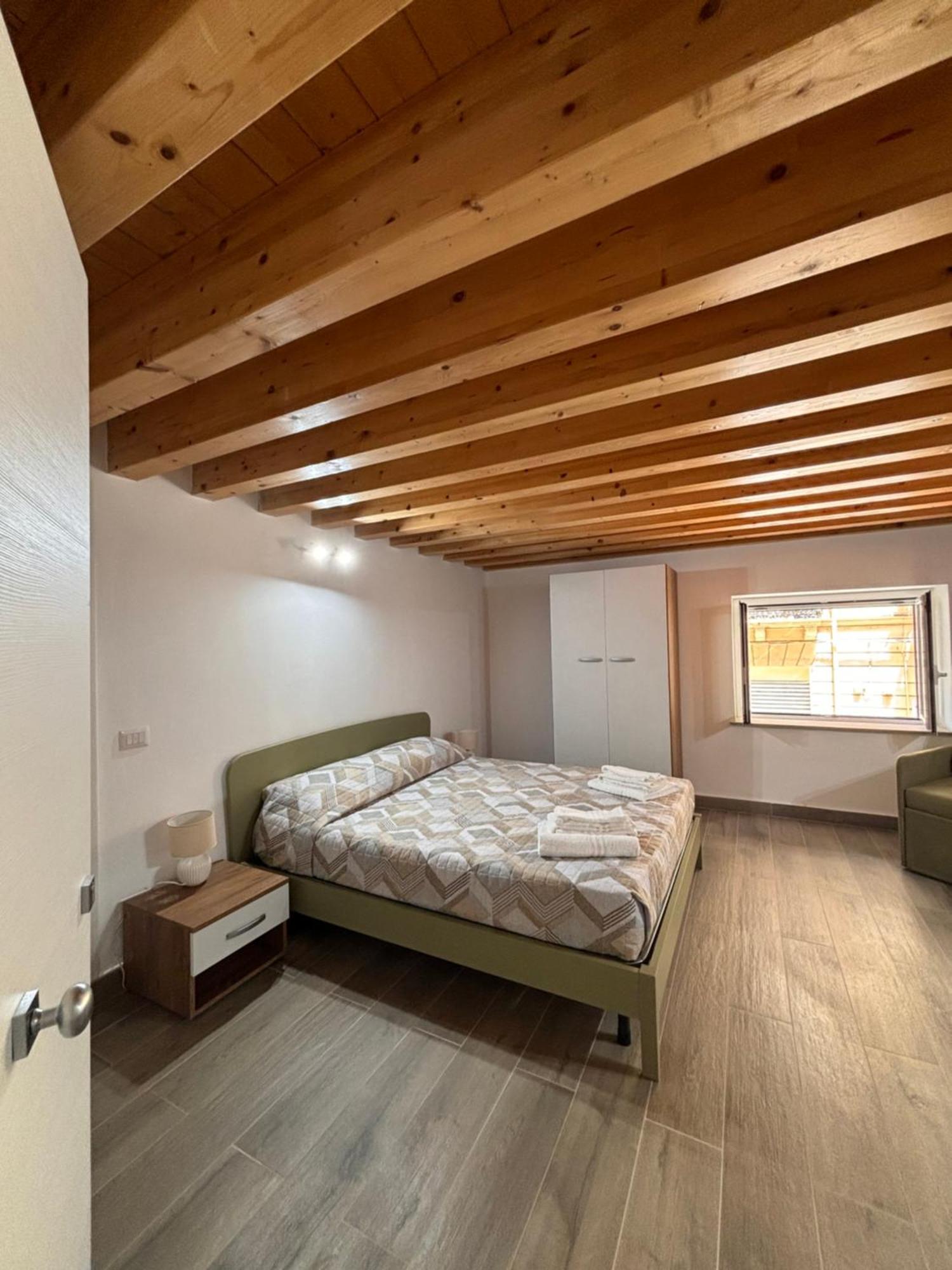 Cortile Riolo Apartment Palermo Bagian luar foto